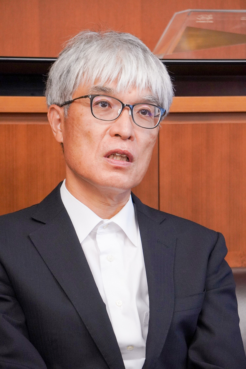 モズの早贄はなぜ串刺しに？残酷な習性の科学的真相と観察の要点