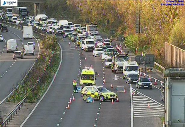 Sussex Police Confirmed Serious M23 Crash Near Gatwick Closed Road.