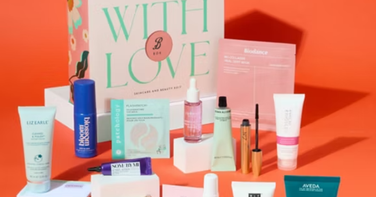 Boots with Love Mother's Day Beauty Box