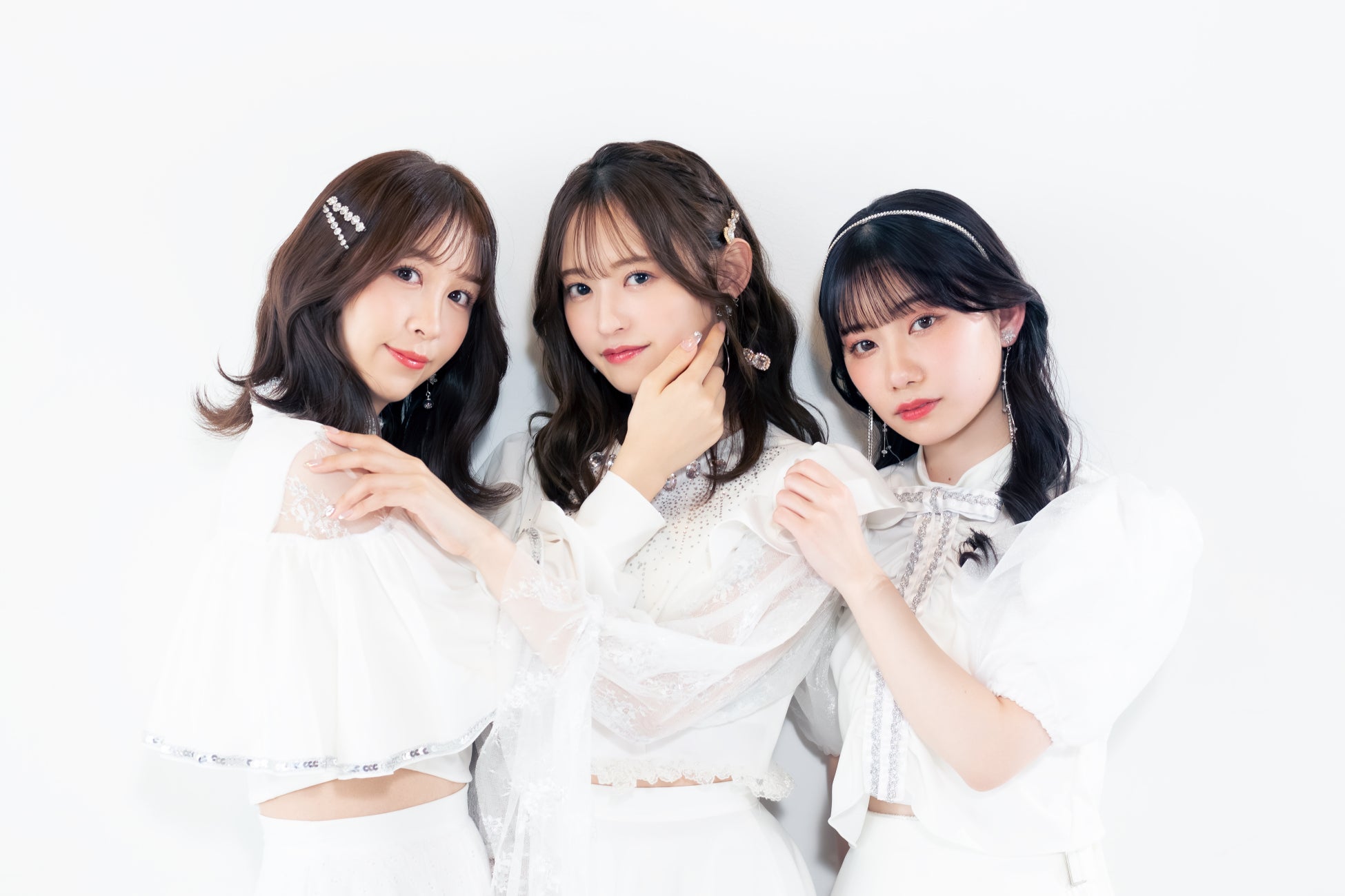 変革する3人組アイドルグループの最前線！関係者が明かす真相