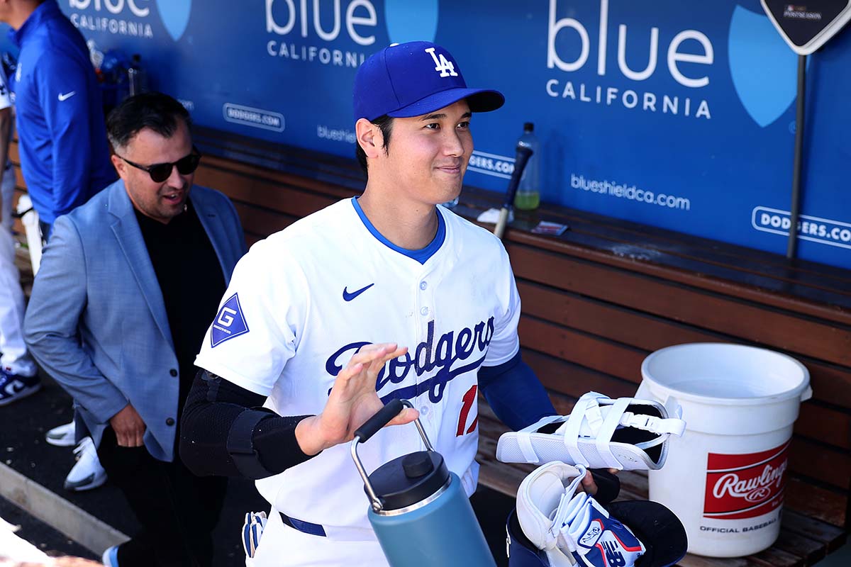 大谷翔平がゴミ拾いを続ける理由｜「運を拾う」行動哲学と海外の絶賛