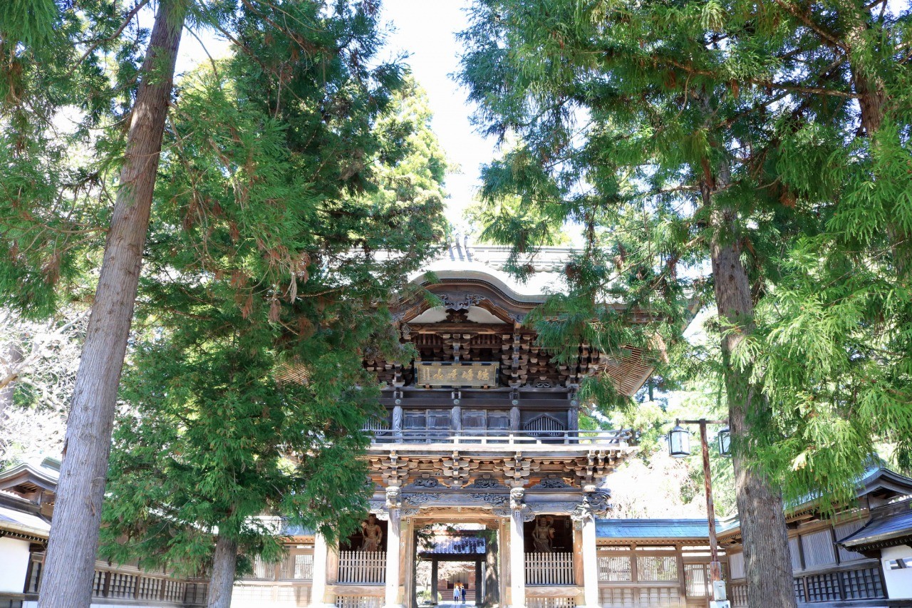 盛岡の報恩寺が放つ漆黒の美 五百羅漢の隠された歴史的秘話に迫る