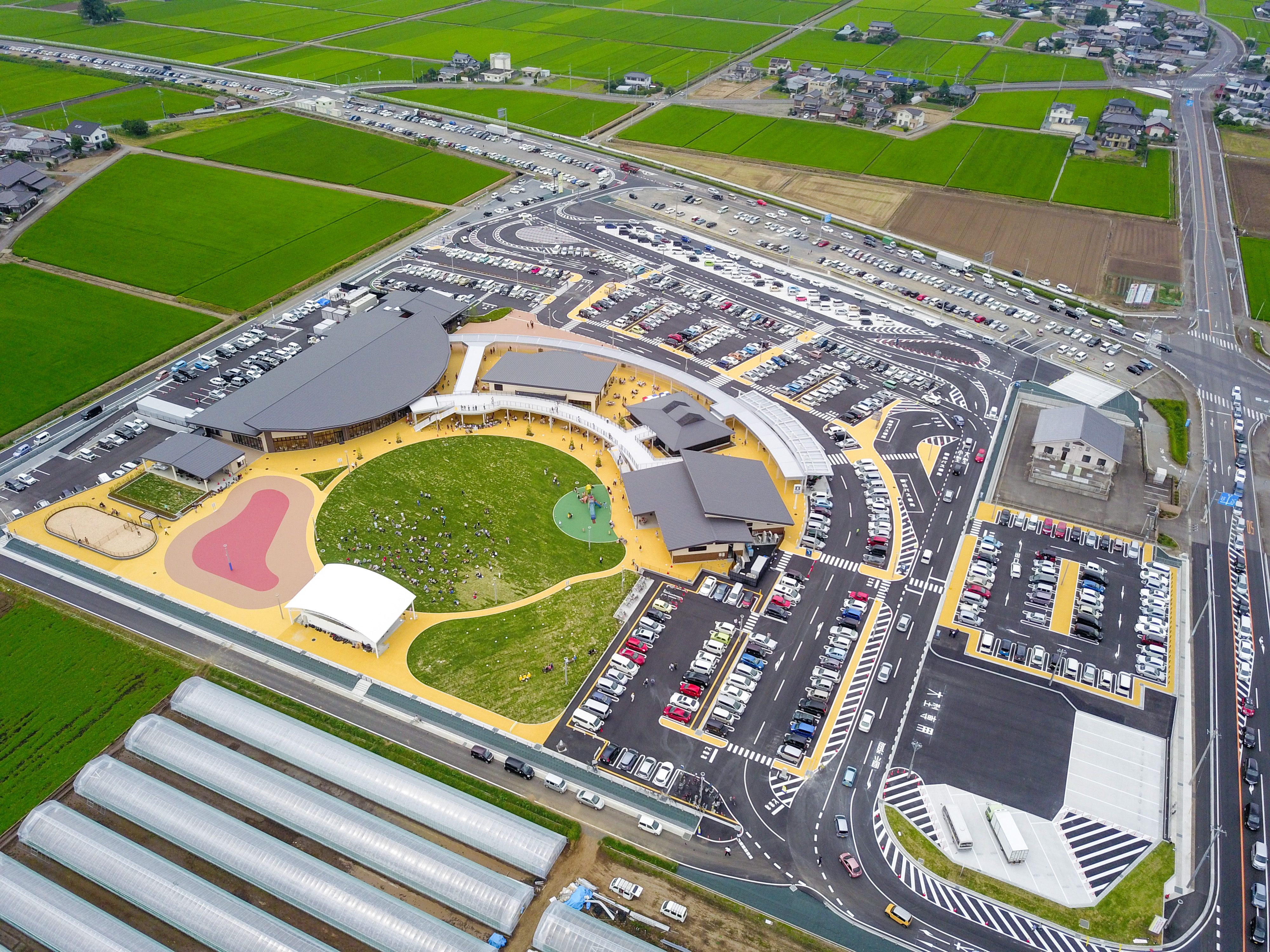 道の駅グランテラス筑西が話題沸騰の真相！グルメと施設徹底解剖