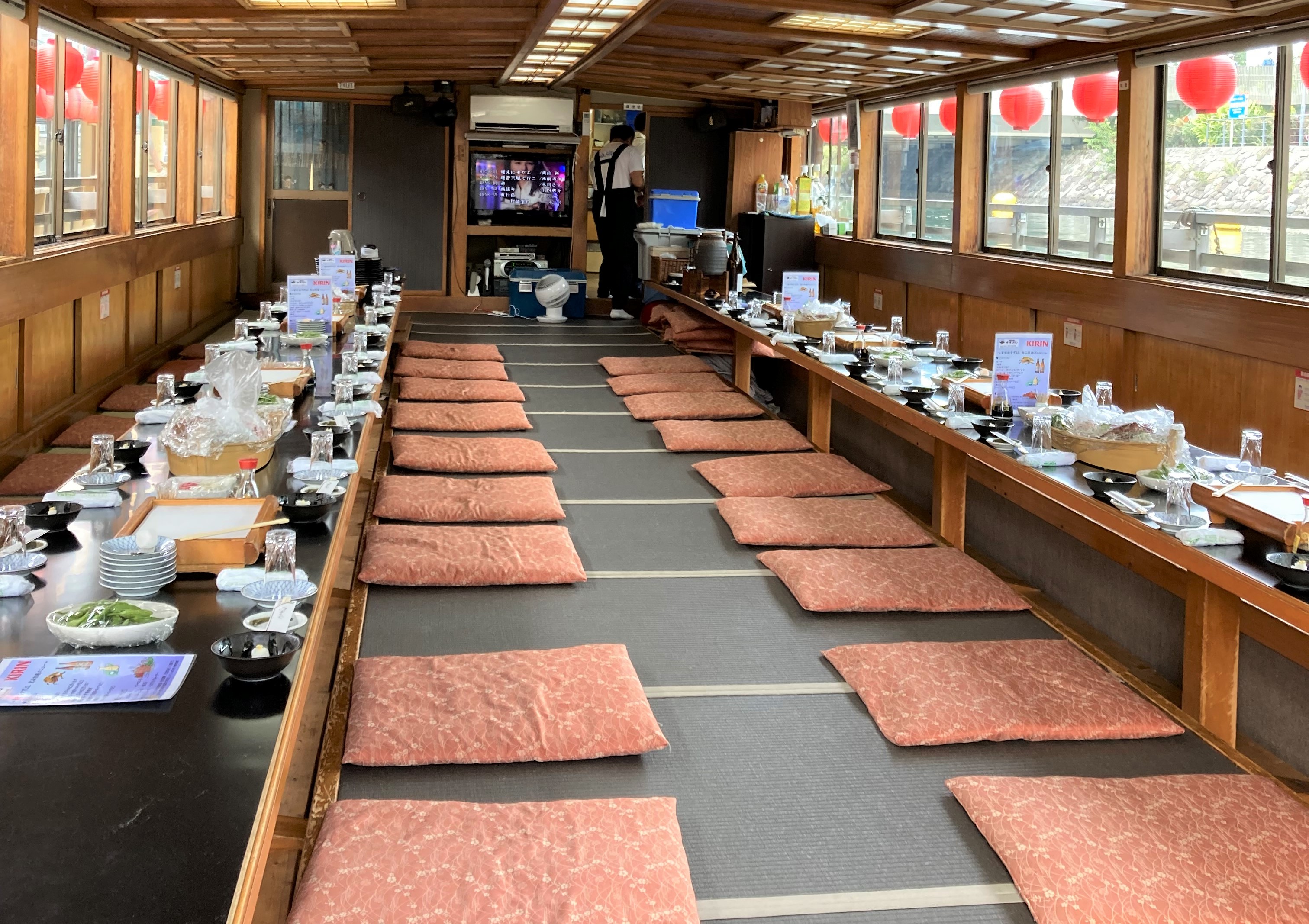 屋形船すずよしの口コミと料金を徹底取材！横浜絶景クルーズの真価