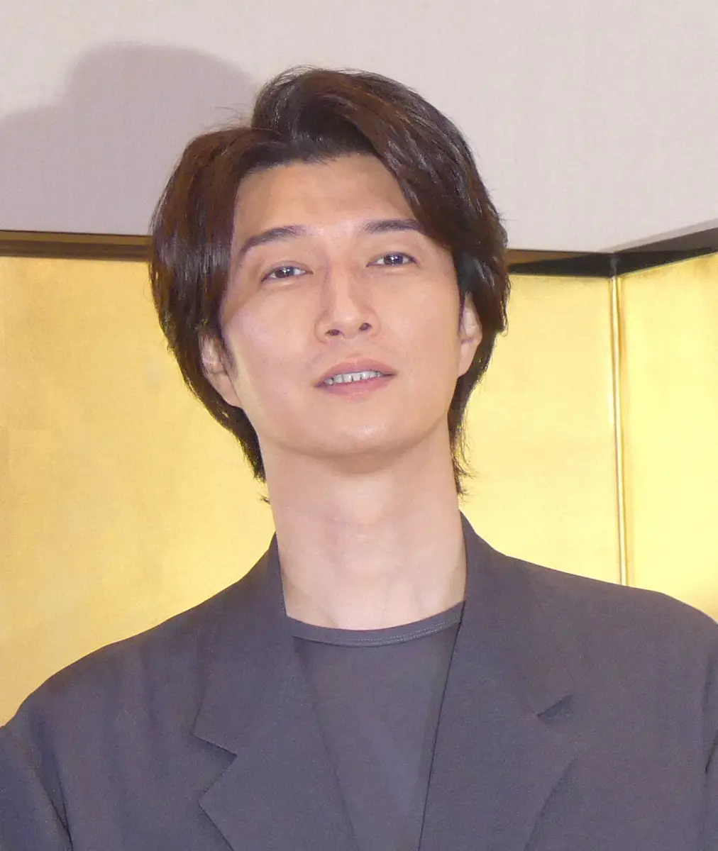 雛形あきこと旦那・天野浩成の絆！奇行と馴れ初めの真相を追う