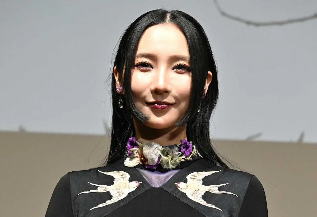 ファーストサマーウイカの本名は堂島初夏！意外な芸名と波乱の全経歴
