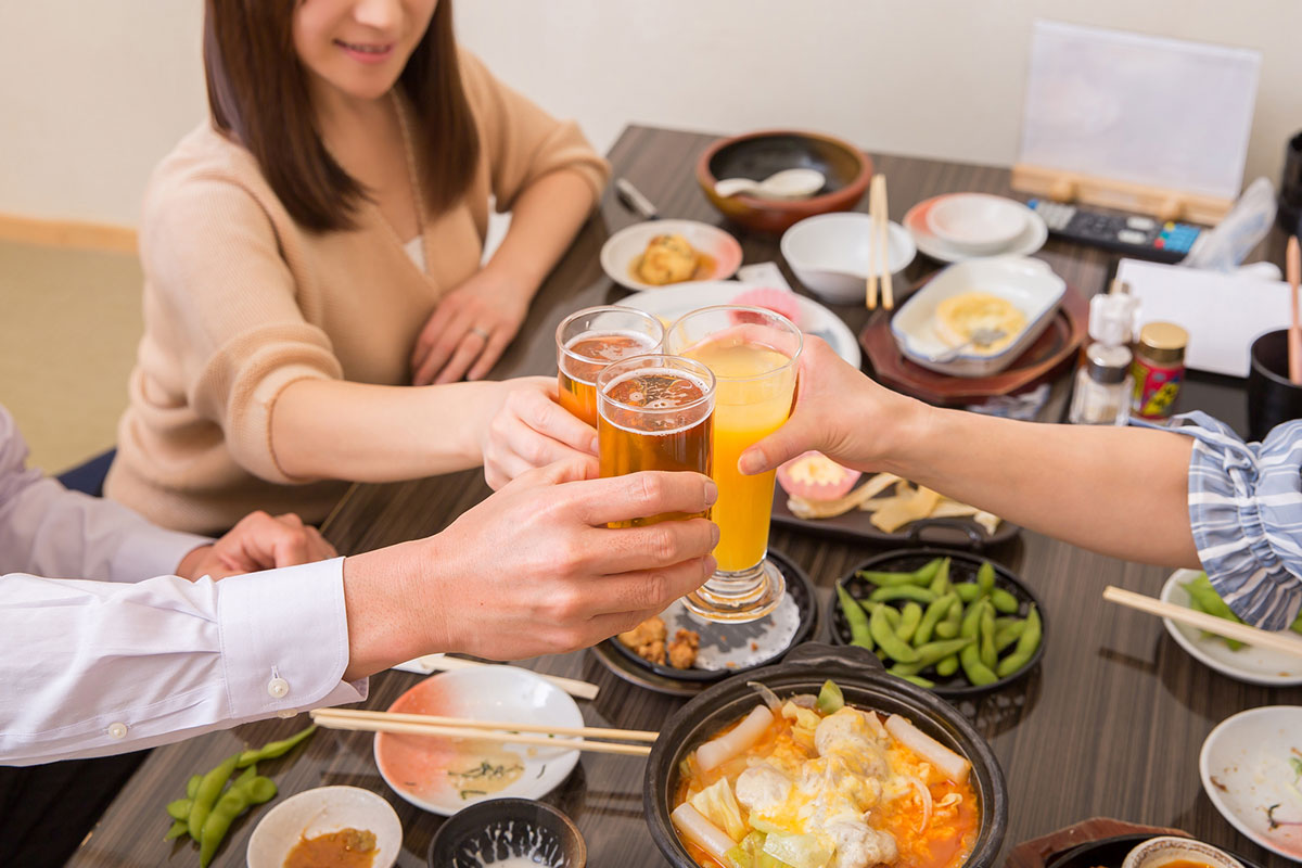暑気払い飲み会はいつから？納涼会との違いや案内文・マナー徹底解説