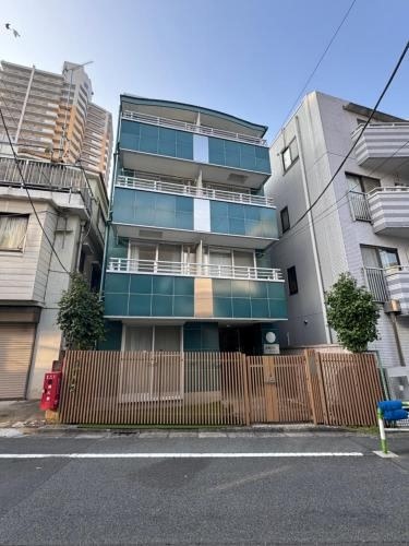 昭和の記憶を刻む名建築はなぜ生き残ったのか——2026年「近藤ビル」の再生が問いかける都市の未来