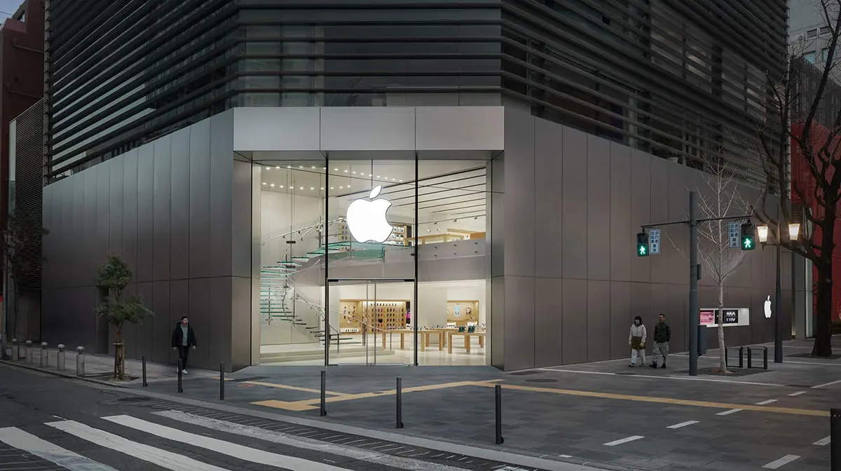 大阪・御堂筋の旗艦店「Apple 心斎橋」最前線：2026年の進化と混雑回避・体験ガイド