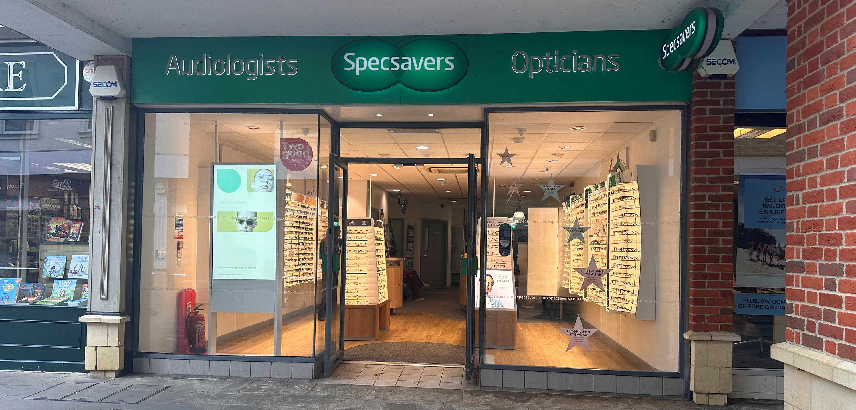 Specsavers Opticians and Audiologists - Abbey Centre