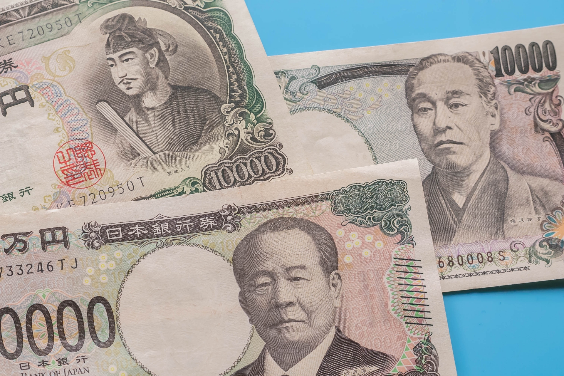 一万円札の人物は誰？渋沢栄一・福沢諭吉・聖徳太子が選ばれた真相