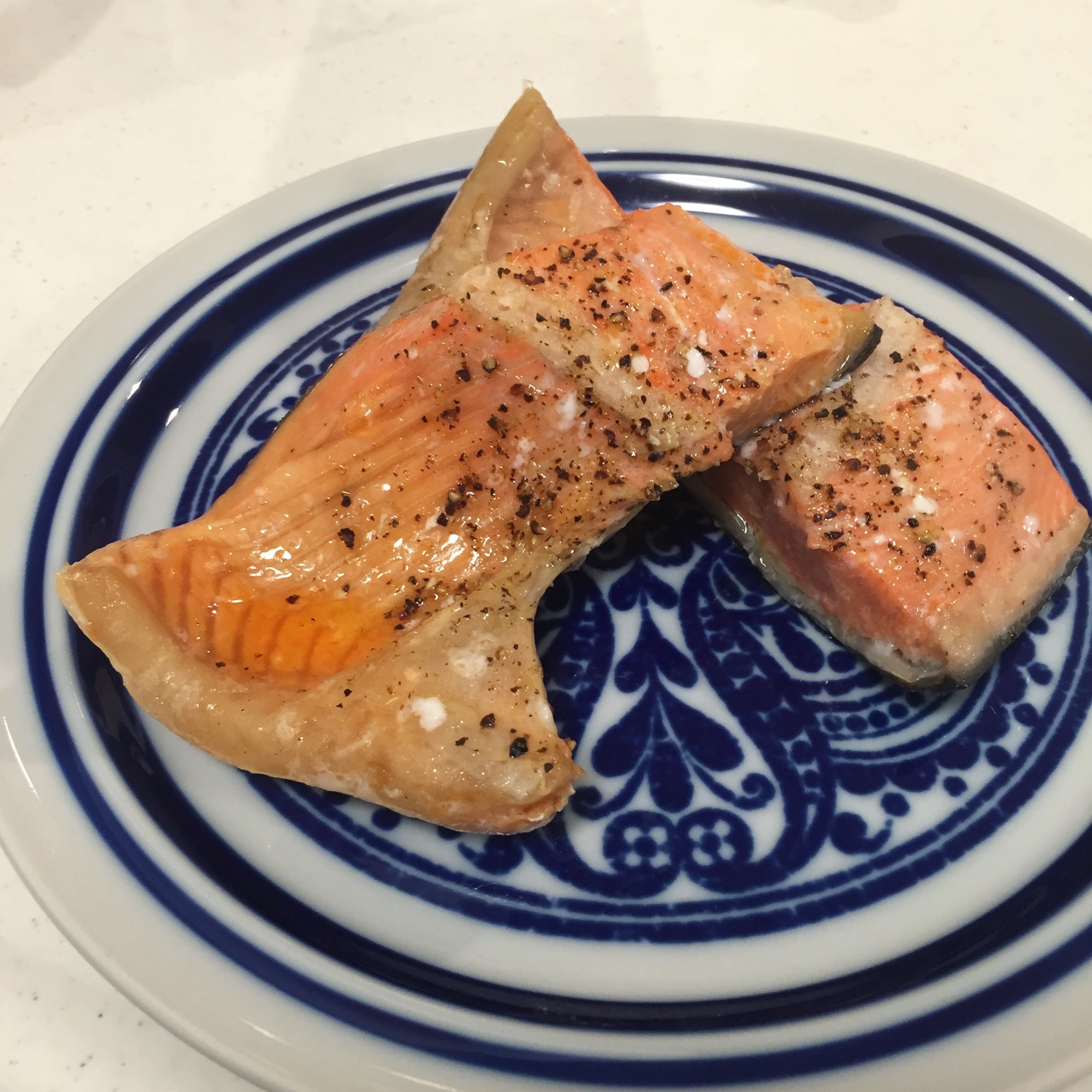 脂の乗りが劇変！極上さけカマの失敗しない焼き方と絶品レシピ
