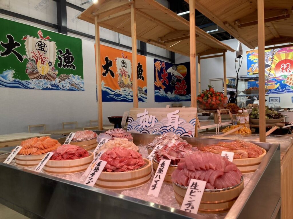 【2026年現地ルポ】「魚離れ」を激変させた朝の狂騒曲——いま全国の「港めし」にZ世代と外国人が殺到する真の理由
