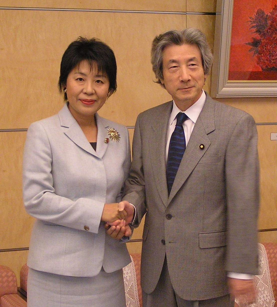 上川陽子前外務大臣のルーツ！父親の素顔と家系図に隠された真相