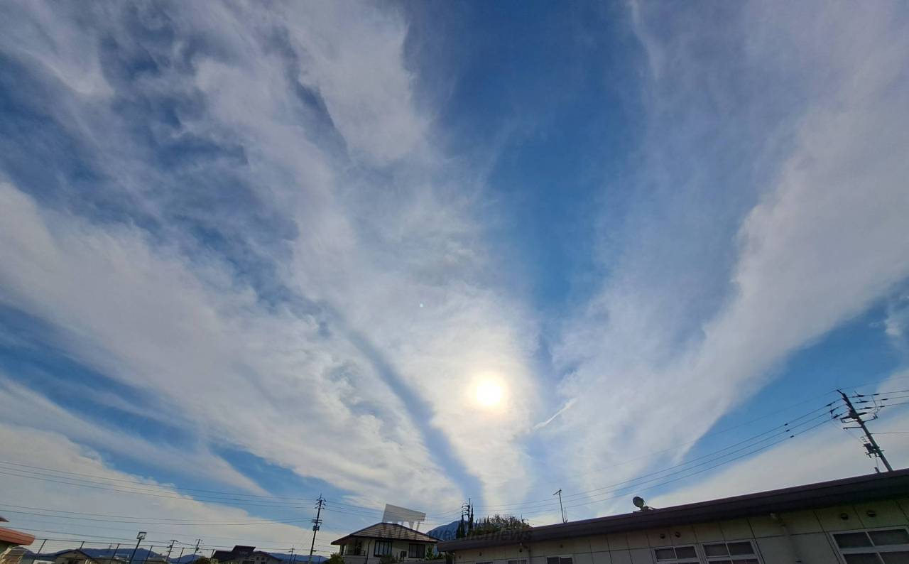 今日の空の異変は地震雲？気象庁の見解と最新データで迫る真実