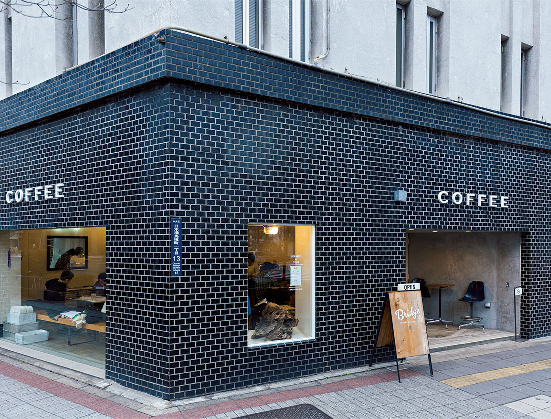 馬喰町Bridge Coffee & Icecreamの魅力と混雑回避術を徹底解剖
