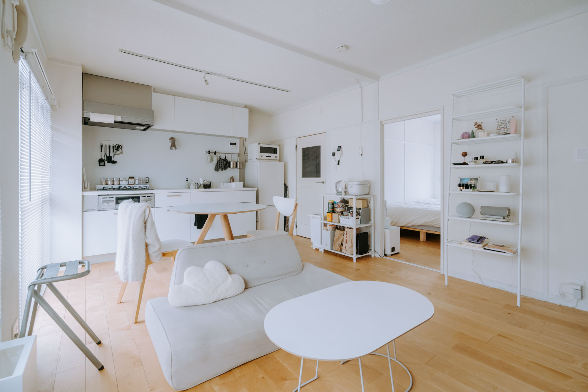 壁付きキッチンで部屋が劇的に広がる！プロ直伝の後悔ゼロ動線術