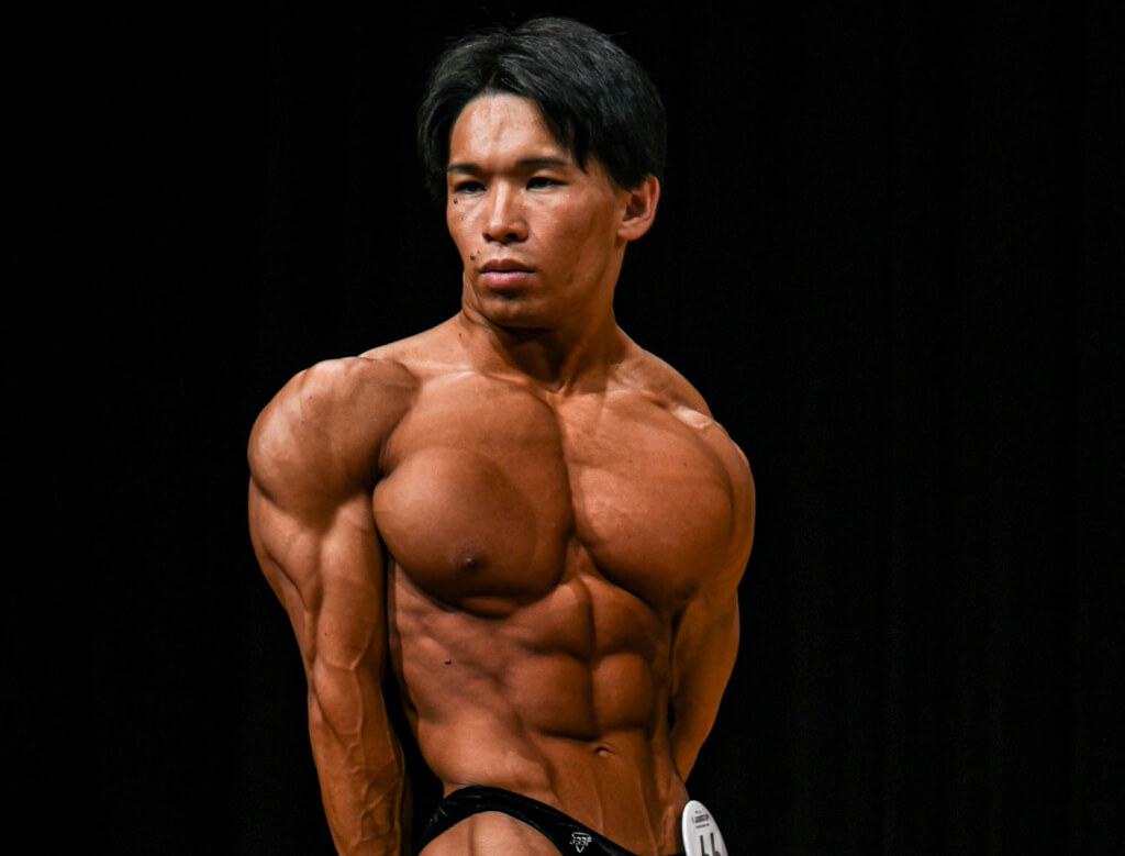 腕立て伏せだけで鍛えた体の真相！どこまで筋肥大するかプロが徹底検証