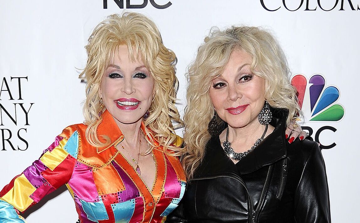 Stella Parton Calls for Compassion After Dolly’s Death: “Show More Wisdom, Less Snark”