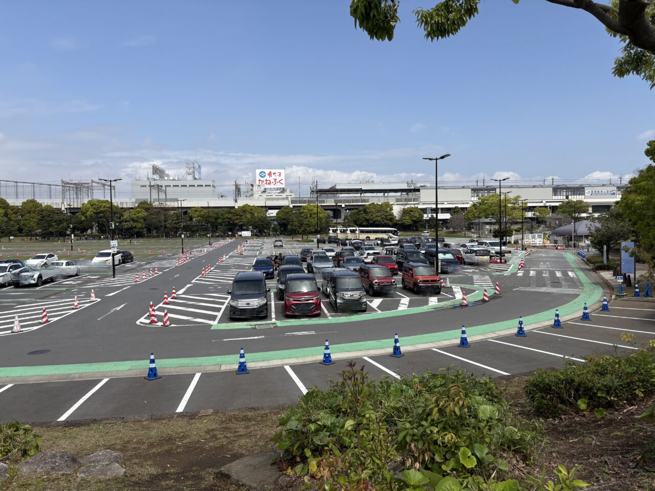 葛西臨海公園の駐車場完全攻略！満車回避と料金・穴場予約の真相【2026】