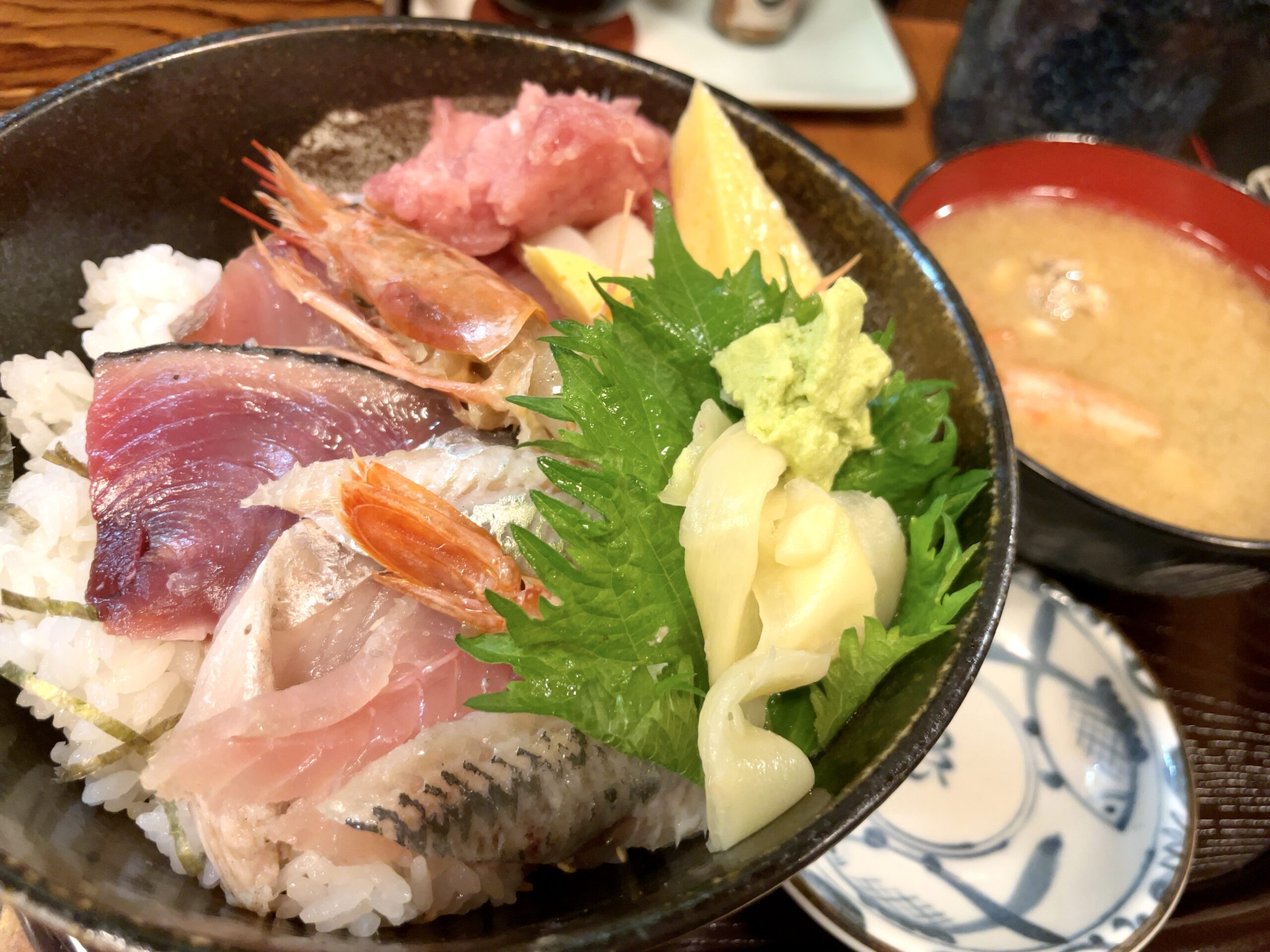 あやみ屋の評判と噂の真相を追跡！名物メニューの実力と現場のリアル