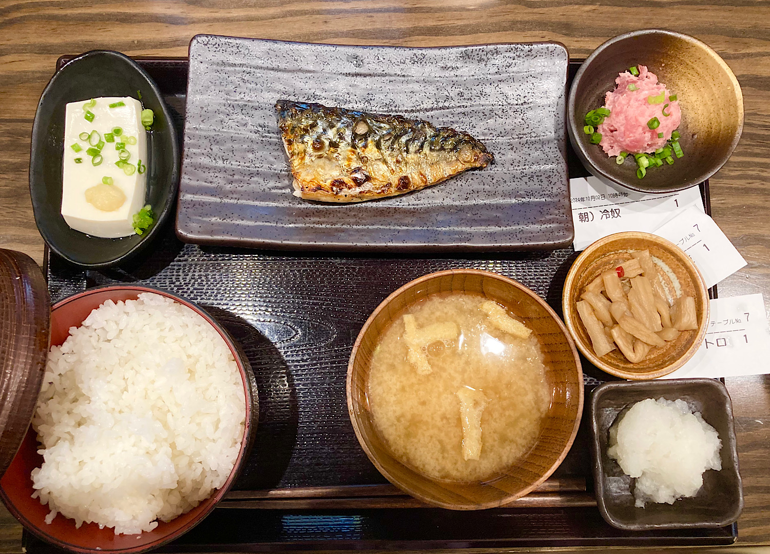 しんぱち食堂のモーニング完全攻略！時間・限定メニュー・朝ビール