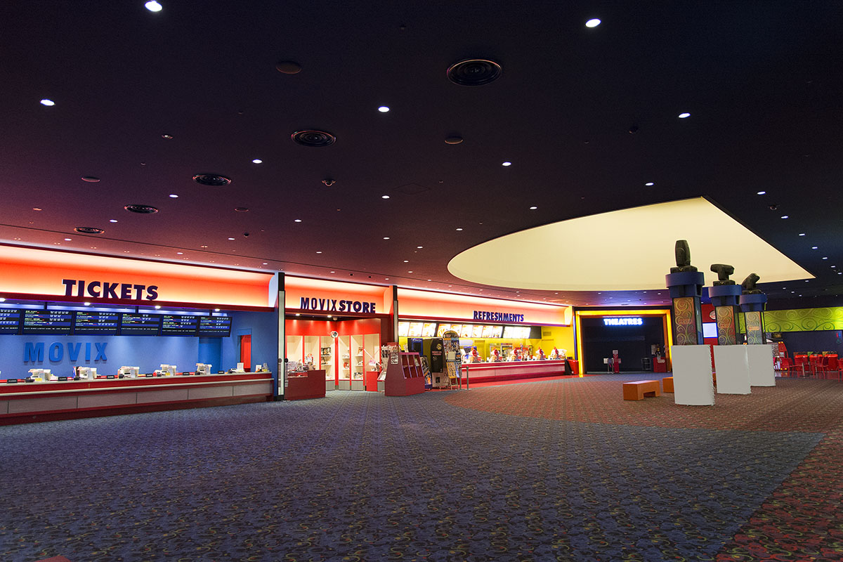 映画館の常識が変わる？ムービックス堺の穴場座席と割引術を徹底取材