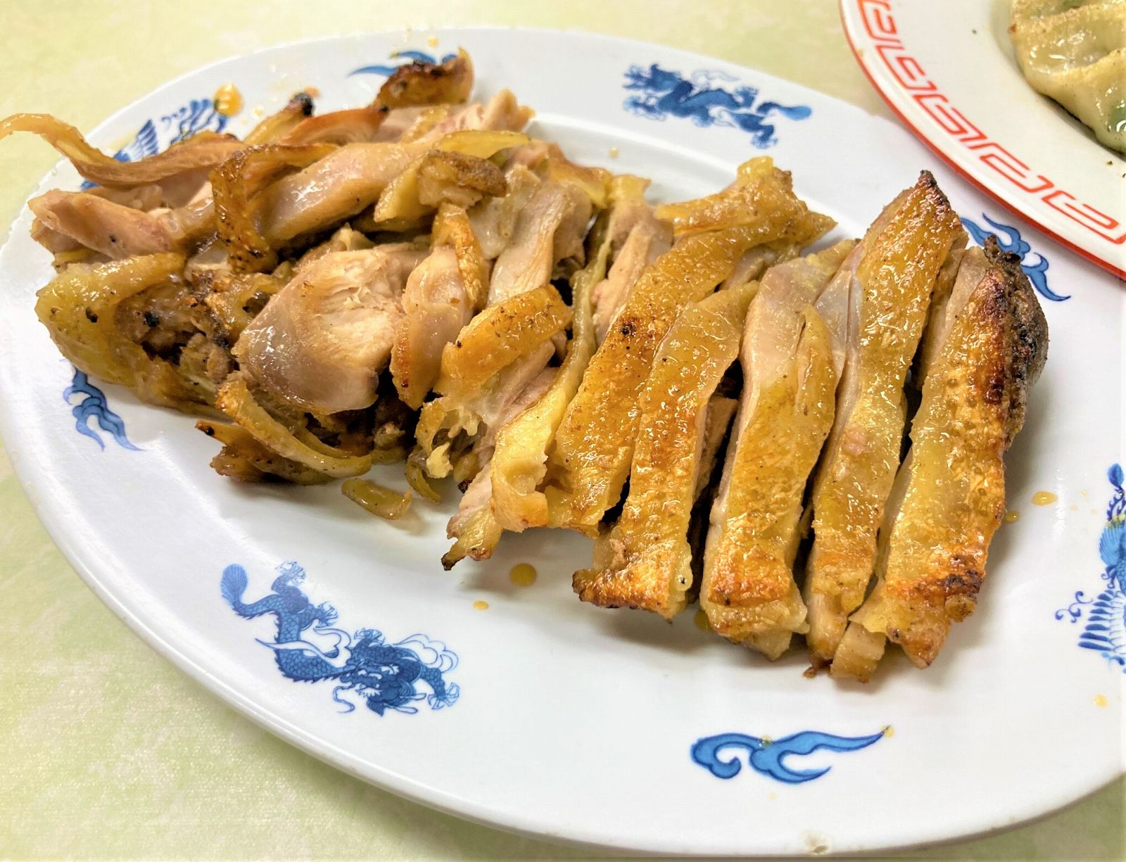 神戸三宮の天一軒を徹底解剖！ヤキトリと焼飯の魅力や混雑と予約実態