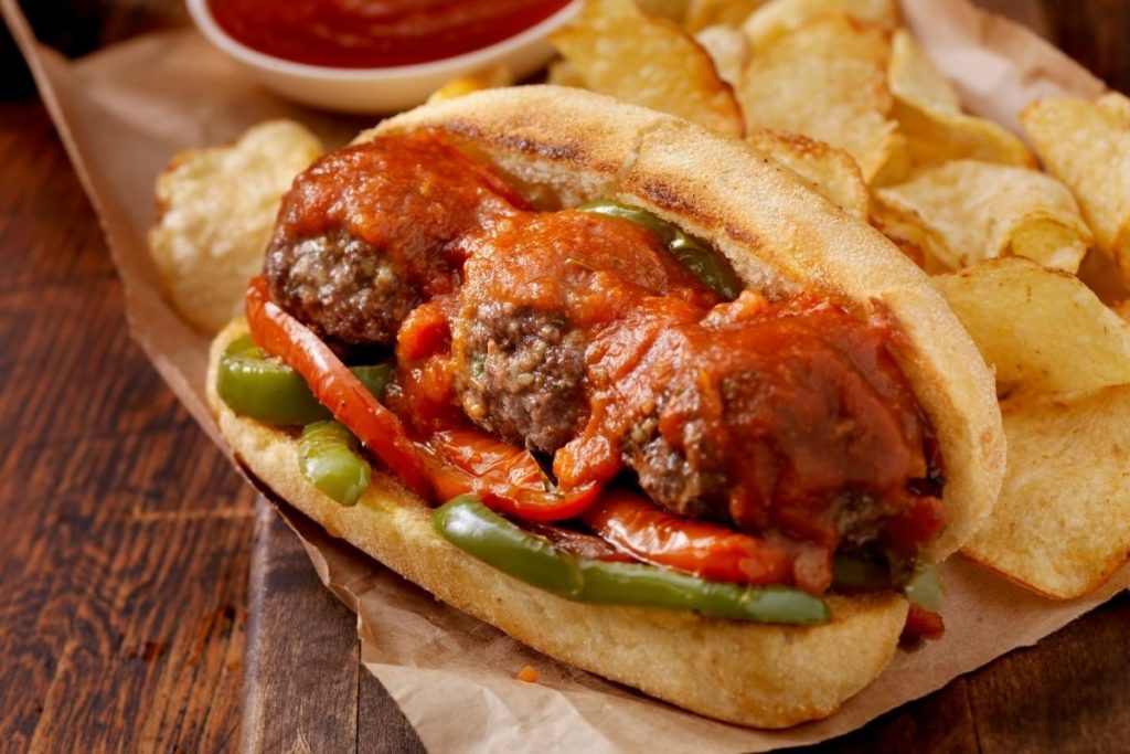 What Goes with Meatball Sandwiches