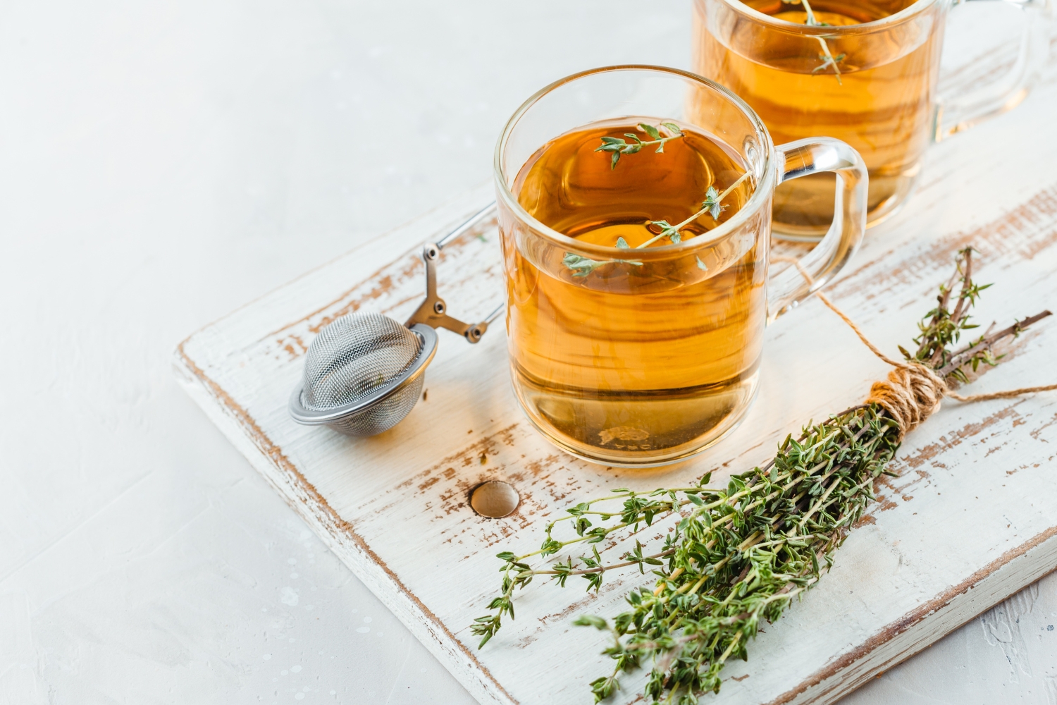 Side Effects of Thyme Tea