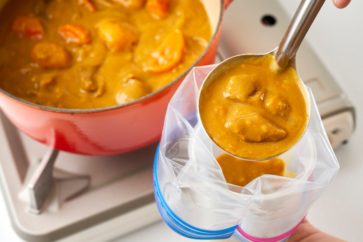 カレー冷凍保存の正解！Ng具材の処理と1ヶ月美味しく保つ解凍術