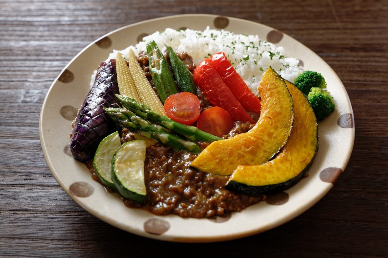 夏野菜カレーを劇的に格上げするプロの極意と絶品レシピ完全版
