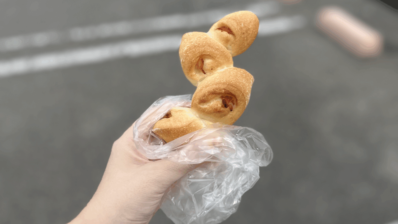 行列必至！パン工房よしもとの人気メニューと焼き上がり時間を徹底調査