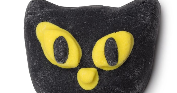 Lush Black Cat Bath Bomb