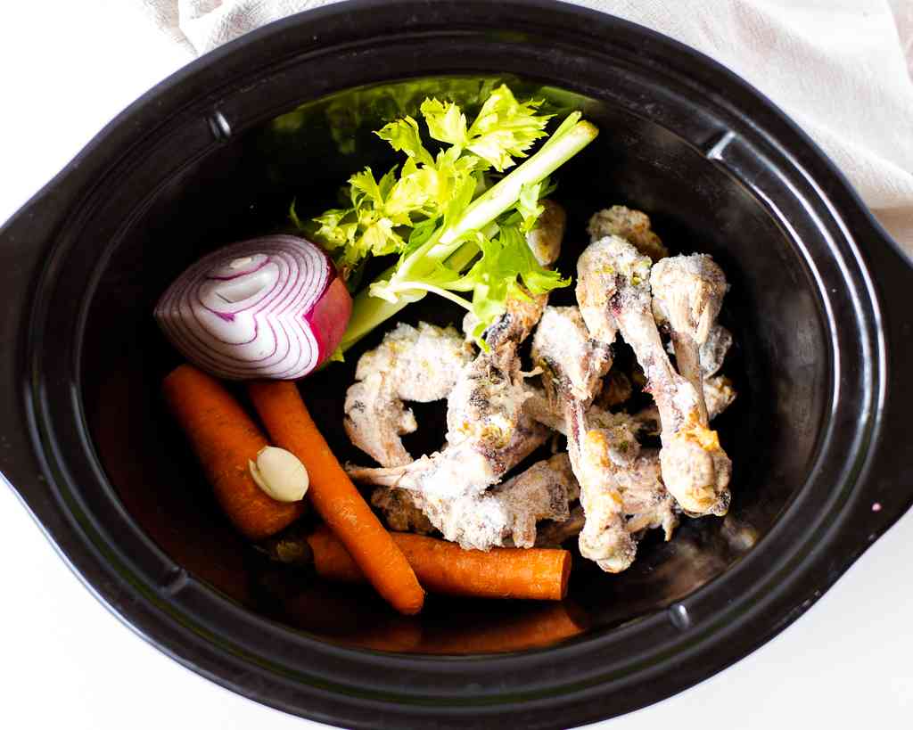 How to Make Bone Broth in Crock Pot