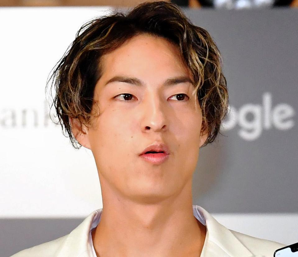 元Da Pumpだいちの脱退理由と現在！ヘルニア引退の真相と妻子の今