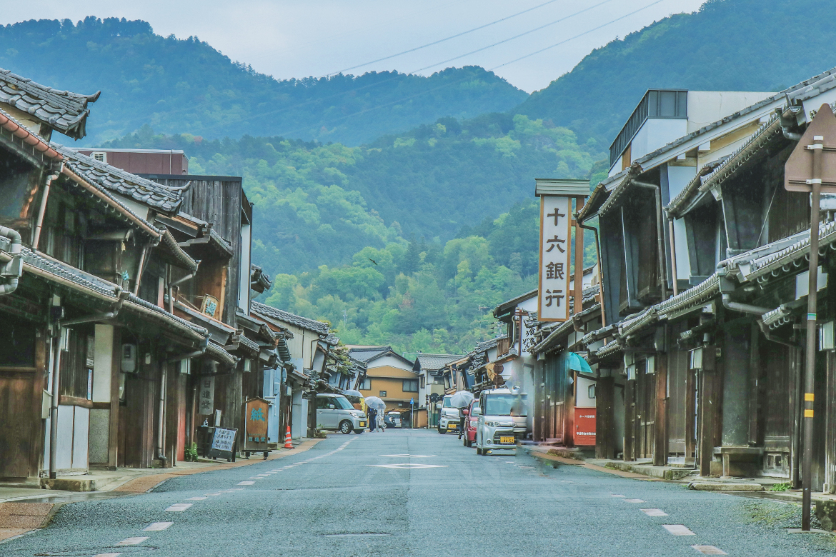 美濃市観光の決定打！うだつの町並みと和紙体験モデルコース2026