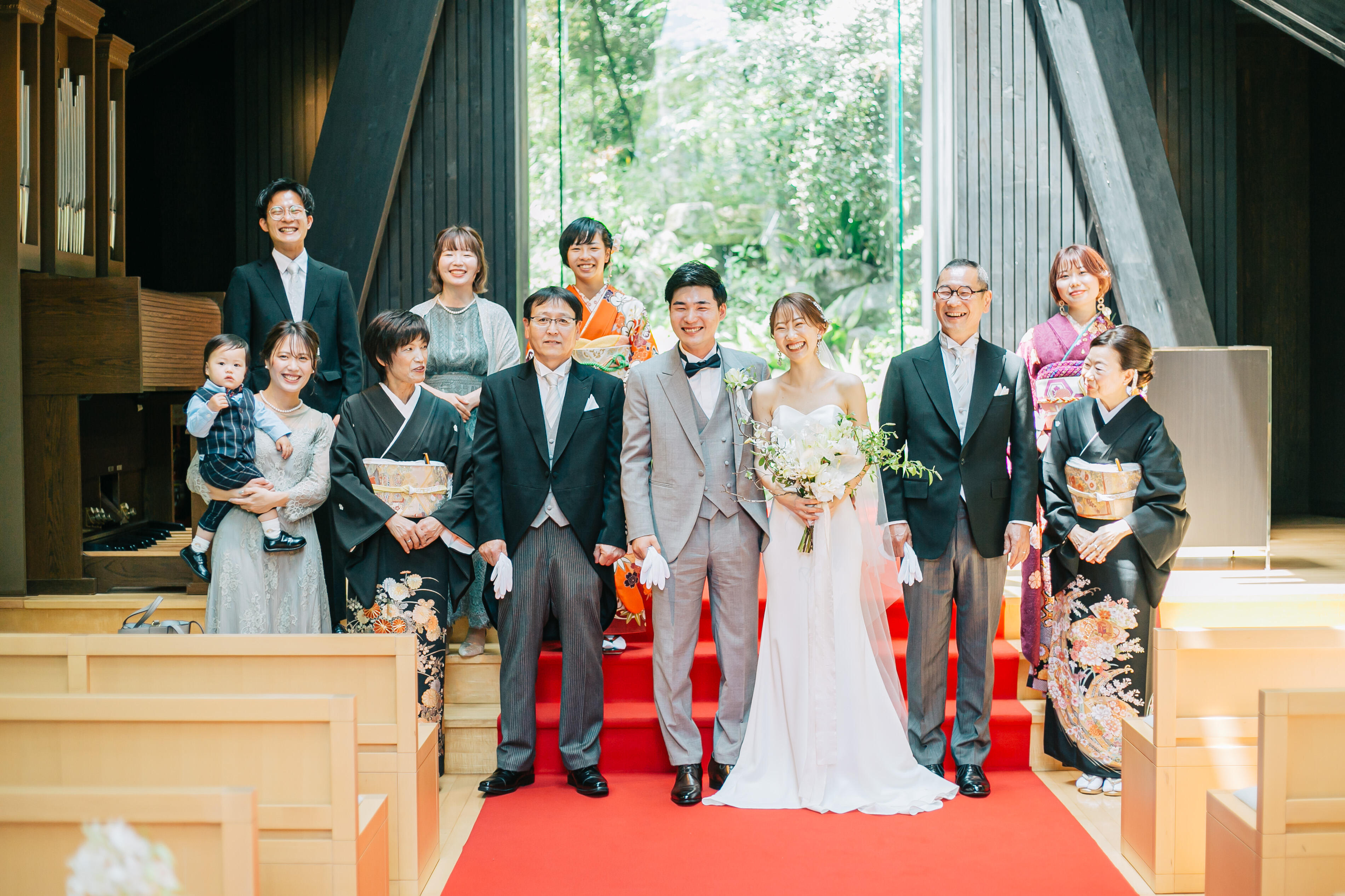 結婚式の集合写真をあえて撮らない理由と2026年最新相場・マナー