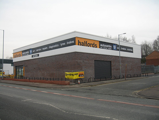 Halfords Autocentre Chelmsford Navigation Road