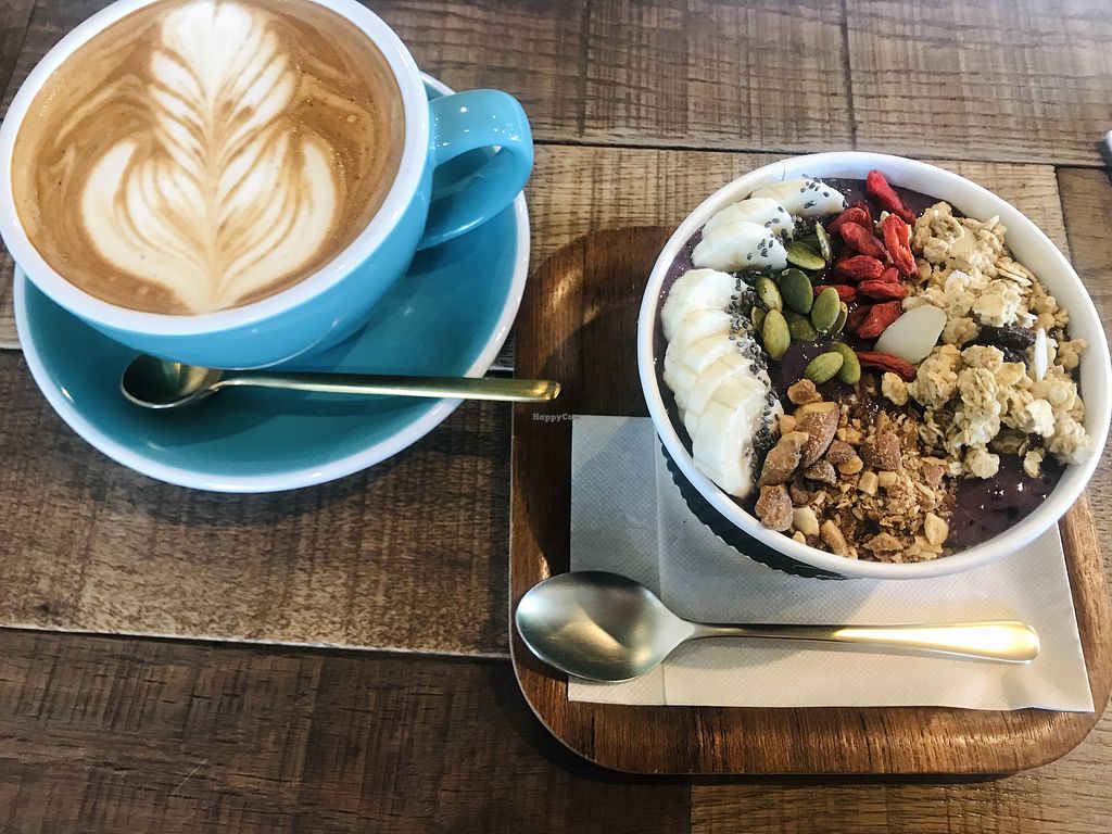 大阪港9Borden Coffeeが愛される理由と2026年最新メニュー全解剖