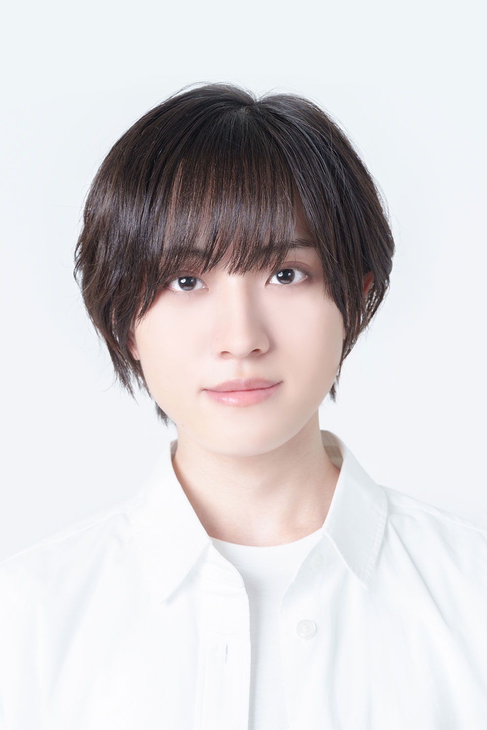 【2026年最新解剖】舞台を支配する若き異才・古賀瑠の現在地——異次元の身体表現と進化した演技美学のすべて