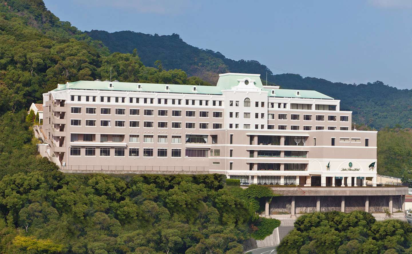 ルークプラザホテル長崎の評判と噂の真相！絶景と朝食の実力を徹底検証