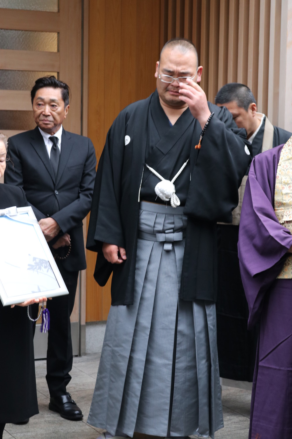角界の伝説・高見山親方の波乱万丈な軌跡と知られざる素顔の全貌