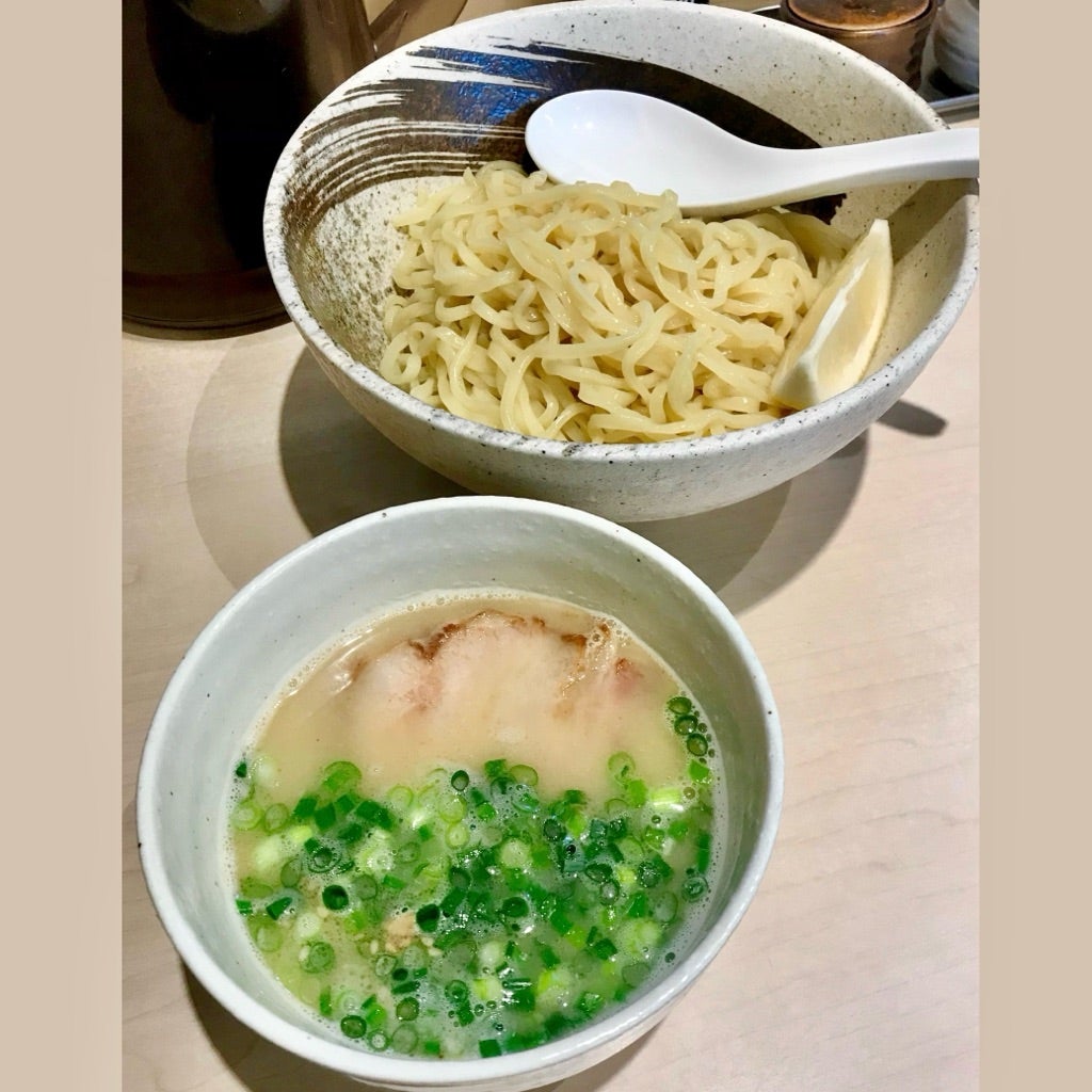 麺やけせらせら徹底解剖！札幌屈指の鶏白湯が行列を呼ぶ理由【2026】