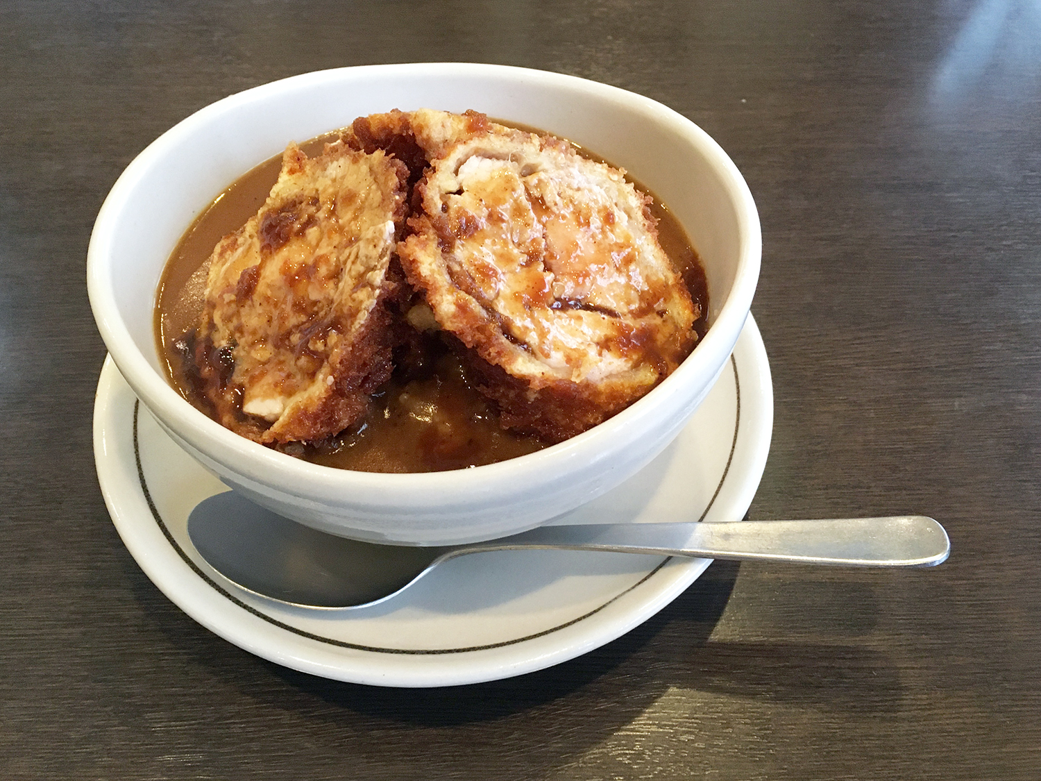 新宿老舗「王ろじ」名物とんどんの真実！大正の味と行列攻略の決定版