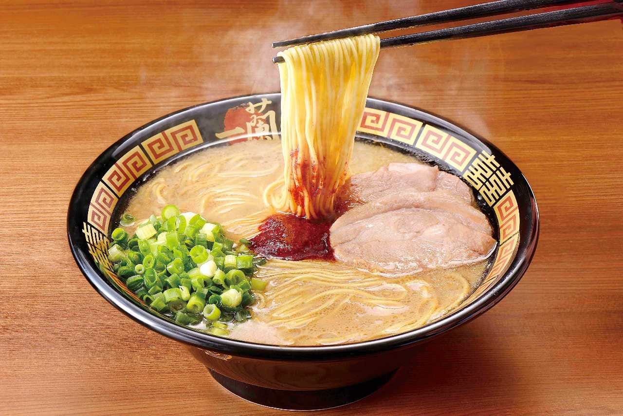 木津魚市食堂の海鮮丼はなぜ並ぶ？ウニいくら評判と整理券の攻略法