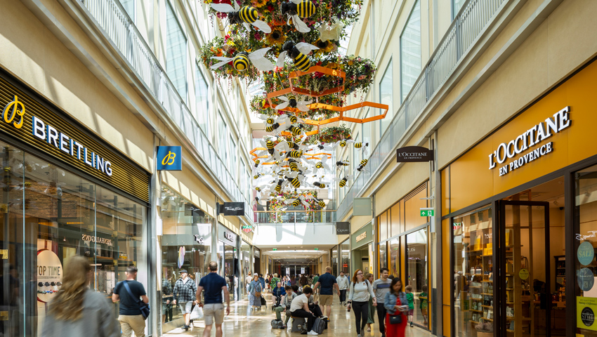 What Shops Are Open in St David's Centre Cardiff