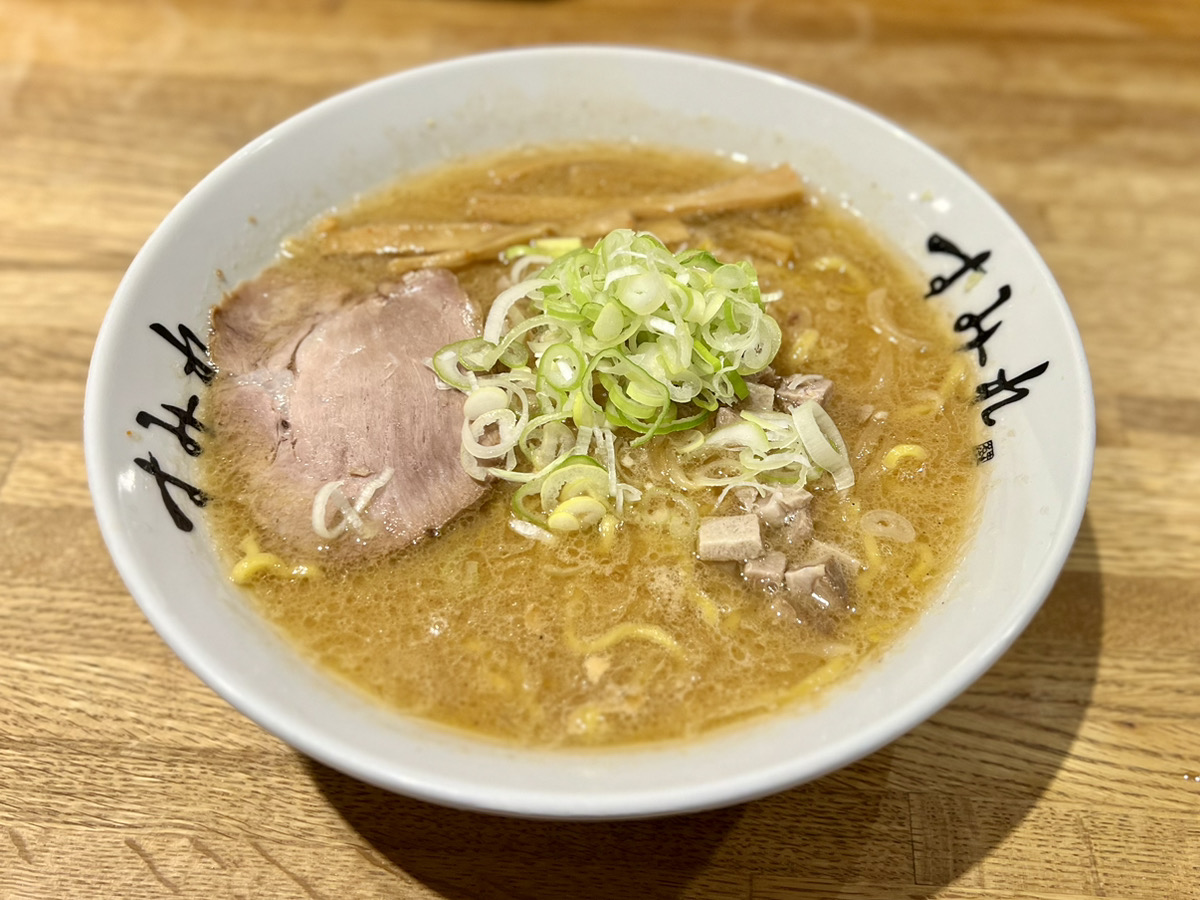 札幌すみれ徹底解剖！純連との決定的な違いと中の島本店の混雑回避術