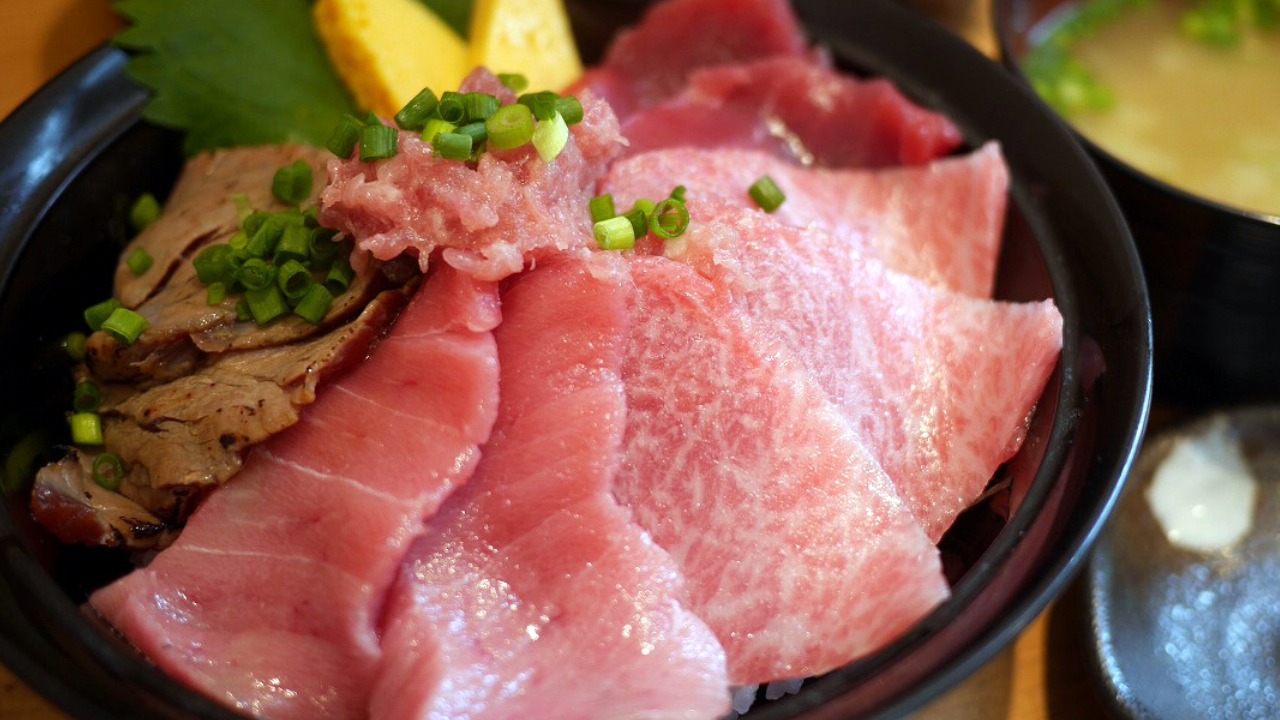 清水港みなみの行列の真相！極上まぐろ丼と待ち時間攻略法