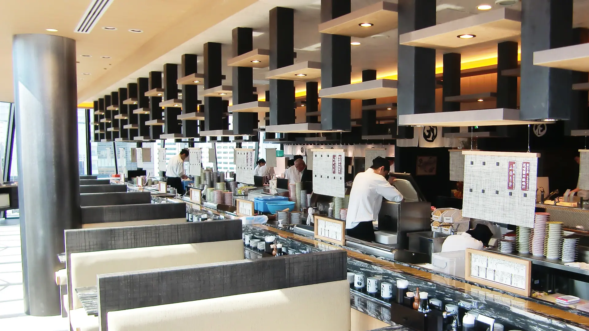 根室花まる銀座店の待ち時間攻略！2026年最新の混雑回避と絶品ネタ